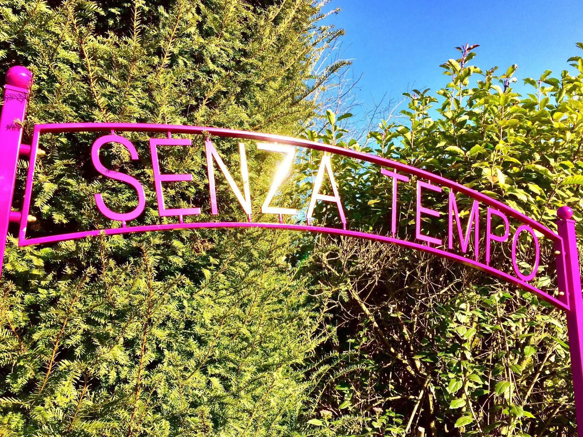 גרצאנו ויסקונטי Senza Tempo Room & Breakfast מראה חיצוני תמונה